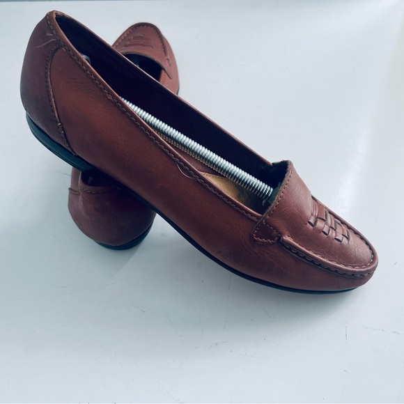 Eddie Bouer Wome’s Shoes 9.5 - Picture 9 of 16